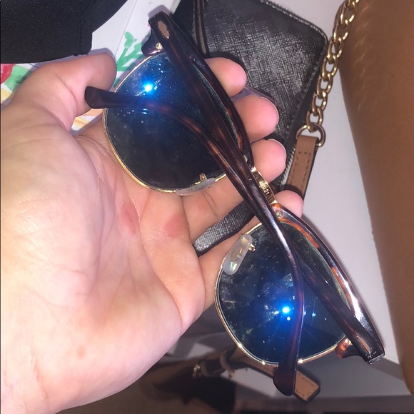 RayBan Polaroid glasses - Picture 2 of 3